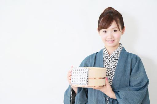 女子旅 温泉旅行イメージ 女子旅 温泉旅行イメージ 女子旅,大学生,和服の写真素材