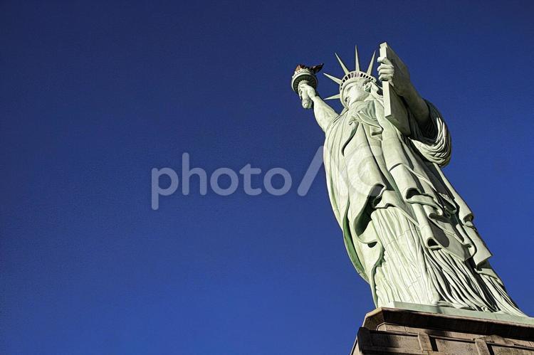 Statue of liberty アメリカ　自由の女神像　海外旅行 大統領選挙,コロナウイルス,nyダウの写真素材