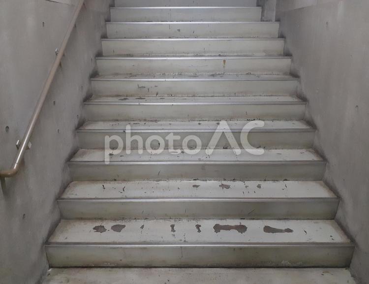 地下の階段 地下,階段,手すりの写真素材