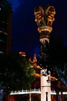 上海・静安寺 上海・静安寺 静安寺,上海,夜景の写真素材
