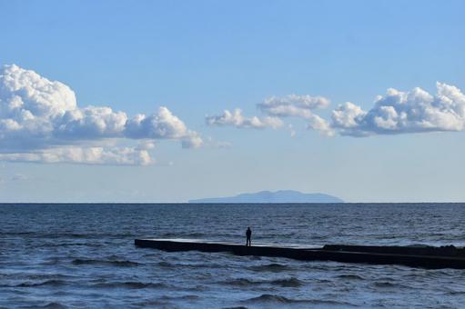 湘南・海辺のシルエット 湘南・海辺のシルエット 湘南,海,海辺の写真素材
