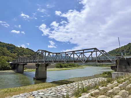 身延町の富士川橋_2 身延町の富士川橋_2 富士川橋,トラス橋,富士川の写真素材