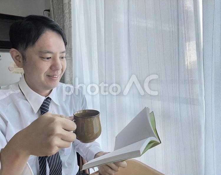 コーヒーを飲むビジネスマン　2 コーヒー,飲む,シャツの写真素材