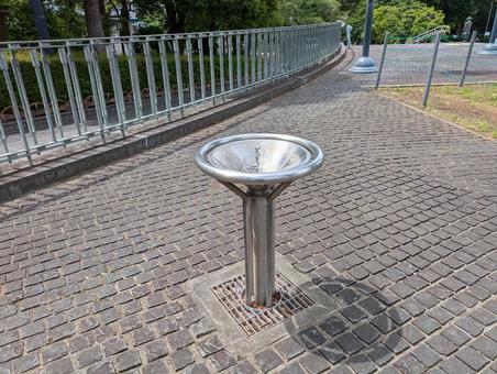 公園の水飲み場 水飲み場,水道,子供の写真素材