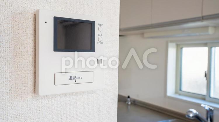 シンプルな室内インターフォン インターフォン,室内,壁の写真素材