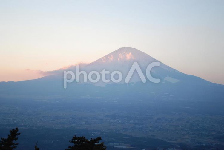 富士山と日の出2 日の出,富士山,初日の出の写真素材