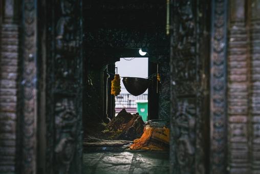 ネパールのシヴァ寺院の祭壇 ネパール,シヴァ寺院,ヒンドゥー教の写真素材