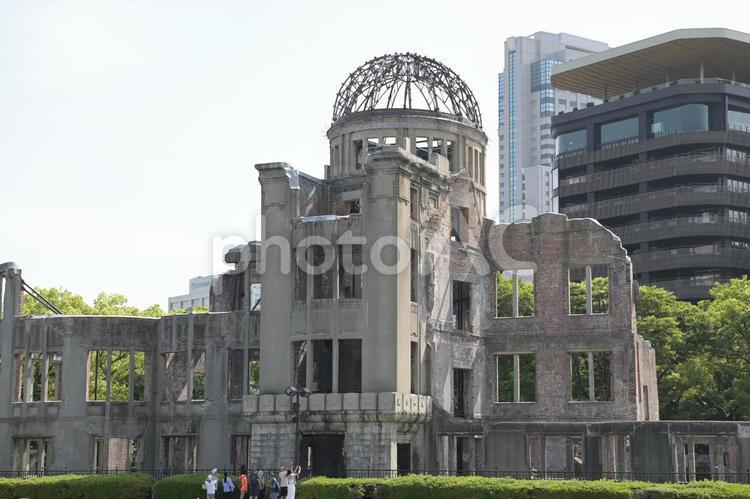 広島平和記念公園の原爆ドーム 原爆ドーム,平和記念公園,平和公園の写真素材