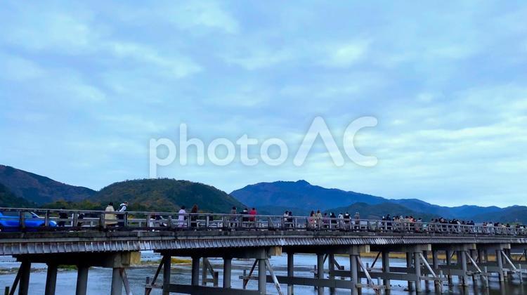 秋の京都・嵐山　渡月橋（桂川） 京都,嵐山,渡月橋の写真素材