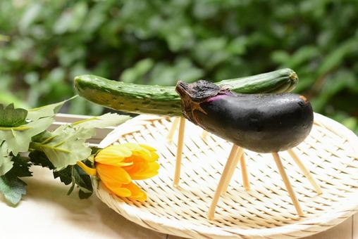 Obon spirit horse, obon tray, eggplant, cucumber, JPG