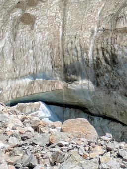 シュハラ氷河 シュハラ氷河,氷河,雪山の写真素材