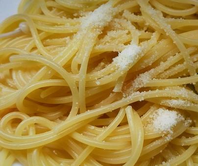 Spaghetti with grated cheese, JPG