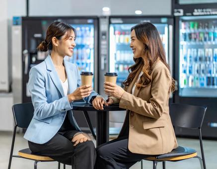 コーヒータイムにアイディアが浮かんだ！の写真