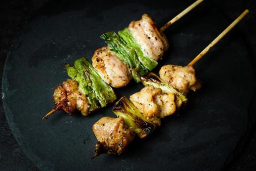 焼き鳥の塩味の寄り 焼き鳥の塩味の寄り 焼き鳥,鶏肉,ねぎまの写真素材