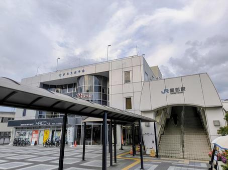 JR嵯峨野線、園部駅 JR嵯峨野線、園部駅 jr,嵯峨野線,山陰本線の写真素材
