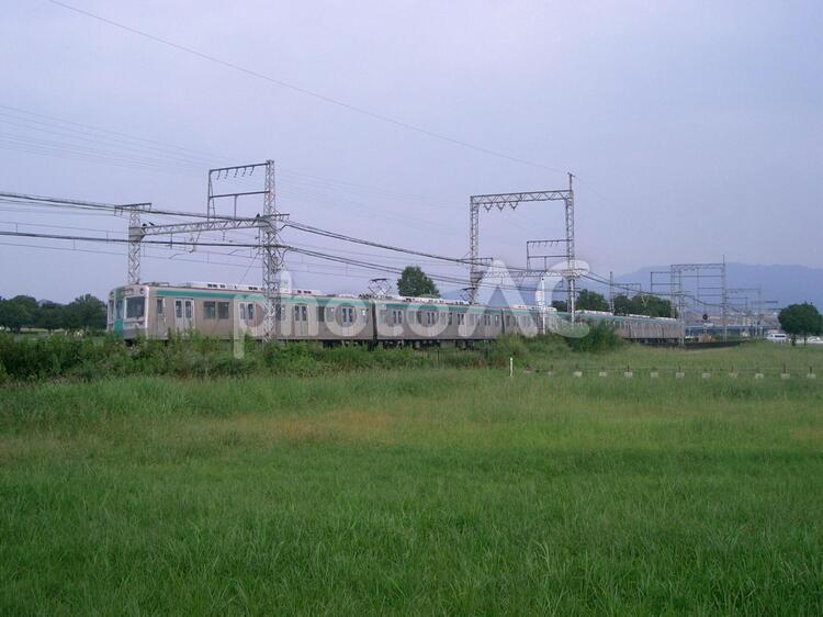 平城宮跡を走る電車 電車,鉄道,乗り物の写真素材
