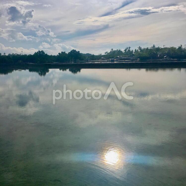 セブ島　リゾートホテルからの風景 水域,湖,反射の写真素材