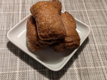 文化の日のテイクアウトのいなり寿司 稲荷寿司,テイクアウト,油揚げの写真素材