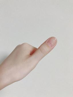 親指 親指 親指,右手,セルフネイルの写真素材