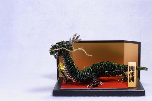 ビーズで作った干支の辰年飾り 辰,竜,龍の写真素材