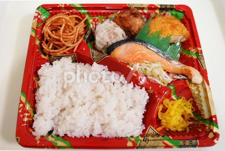 鮭の幕の内弁当 鮭弁当,シャケ弁当,幕の内弁当の写真素材